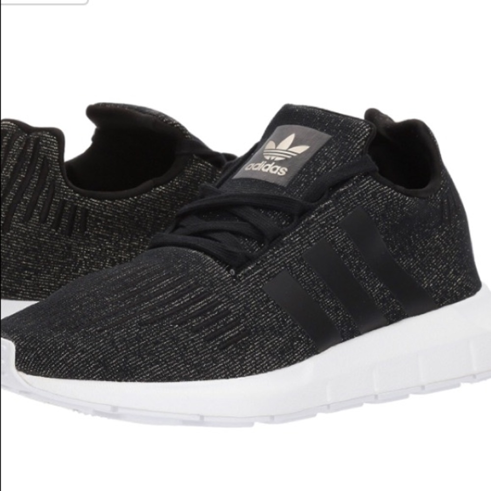 Women’s running shoes